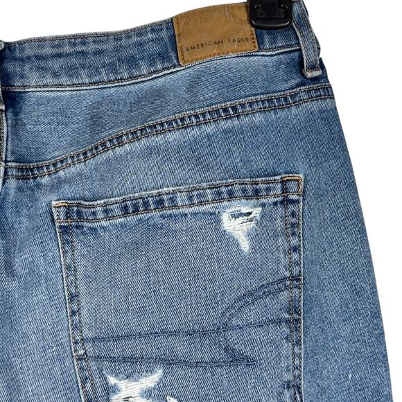 American Eagle SZ 12 Mom Jeans Distressed Rips Hi-Rise Zip-Fly Medium Wash Blue - Picture 8 of 12